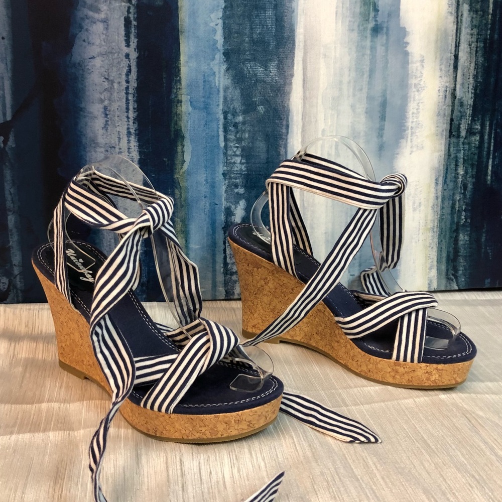 Size 7.5 Union Bay Wedge Heel Sandals